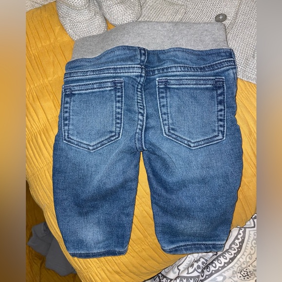 Baby gap knitted cardigan booties and jeans - Picture 4 of 9